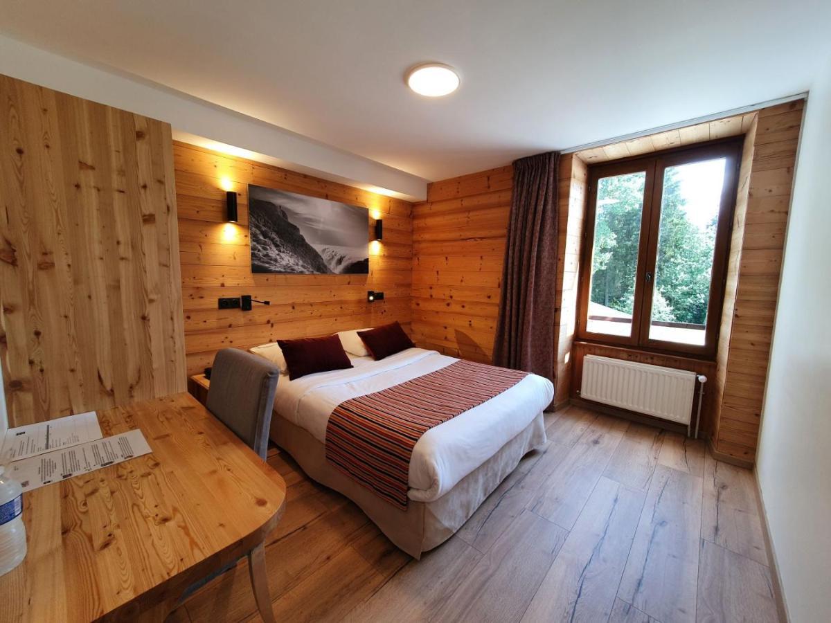 Auberge De La Croix Perrin Lans-en-Vercors Exterior photo