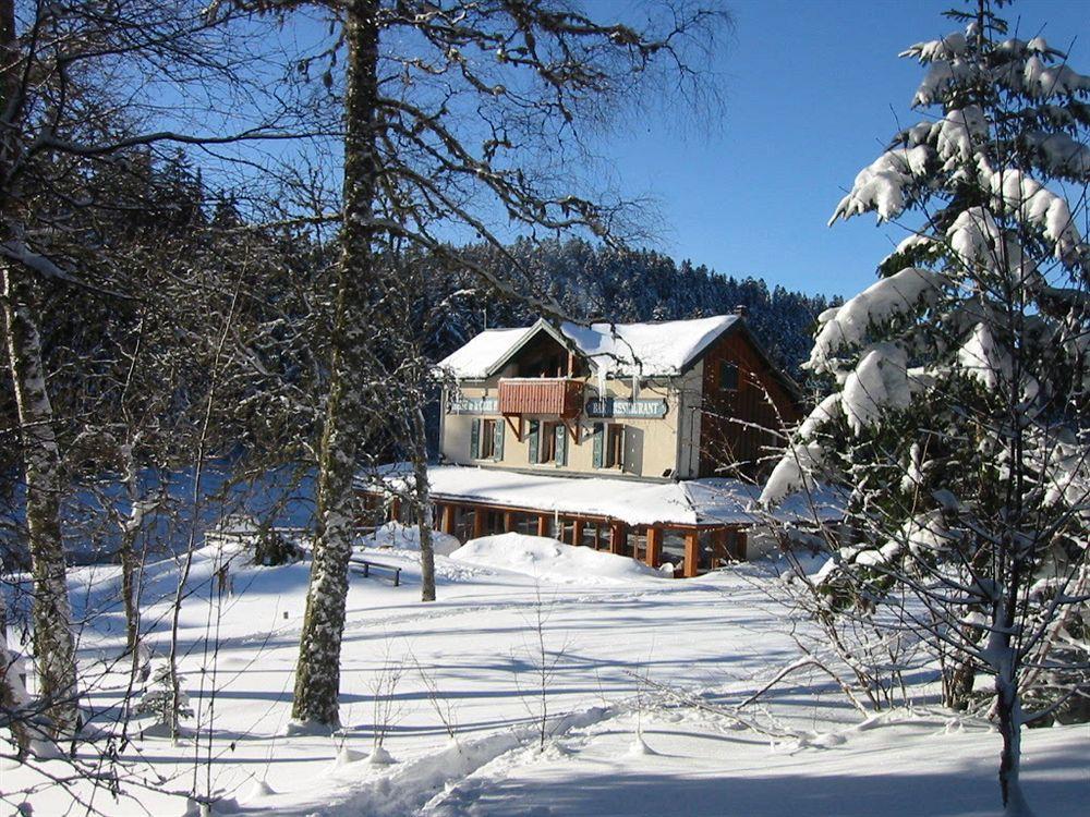 Auberge De La Croix Perrin Lans-en-Vercors Exterior photo
