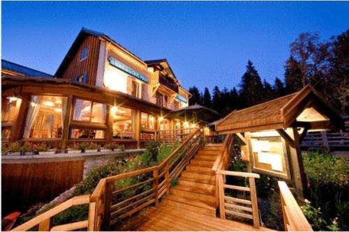 Auberge De La Croix Perrin Lans-en-Vercors Exterior photo